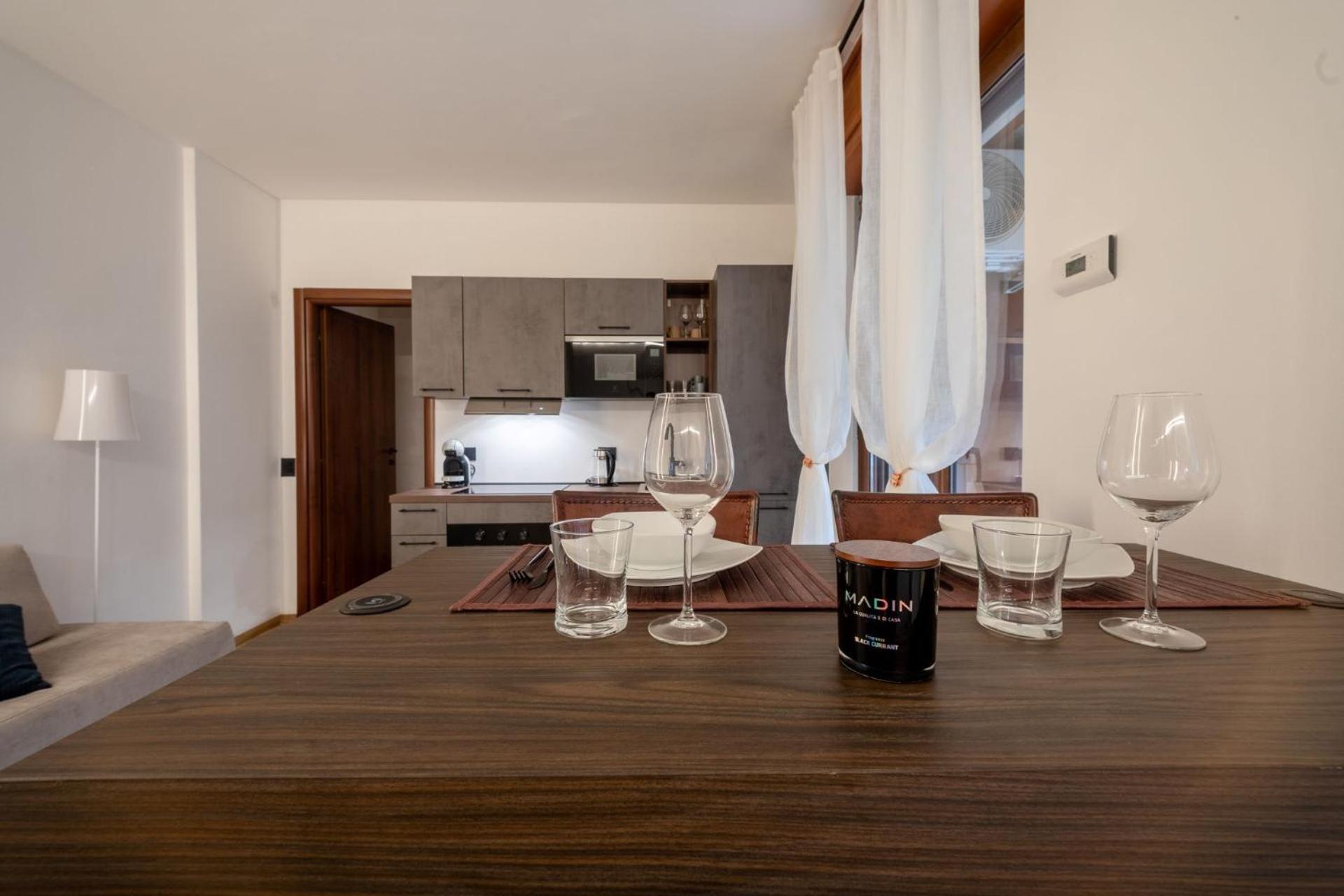דירות ורונה N8 Urban Loft מראה חיצוני תמונה